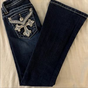 Cute miss me jeans selling because they are a bit small on me size 22-23